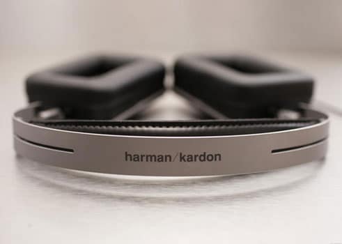 Harmon-Kardon-Headphone