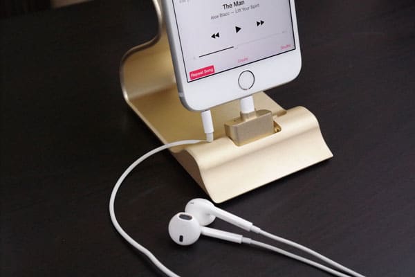 هولدر رومیزی آیفون apple