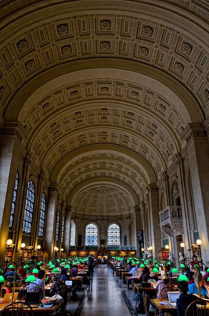 کتابخانه عمومی بوستون آمریکا