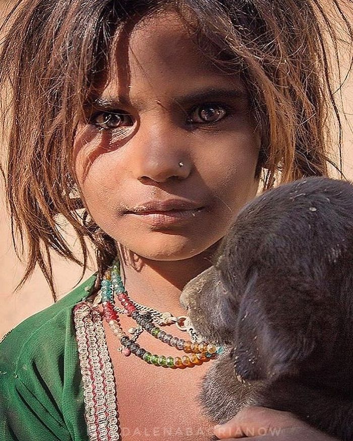 دختر بچه هندی